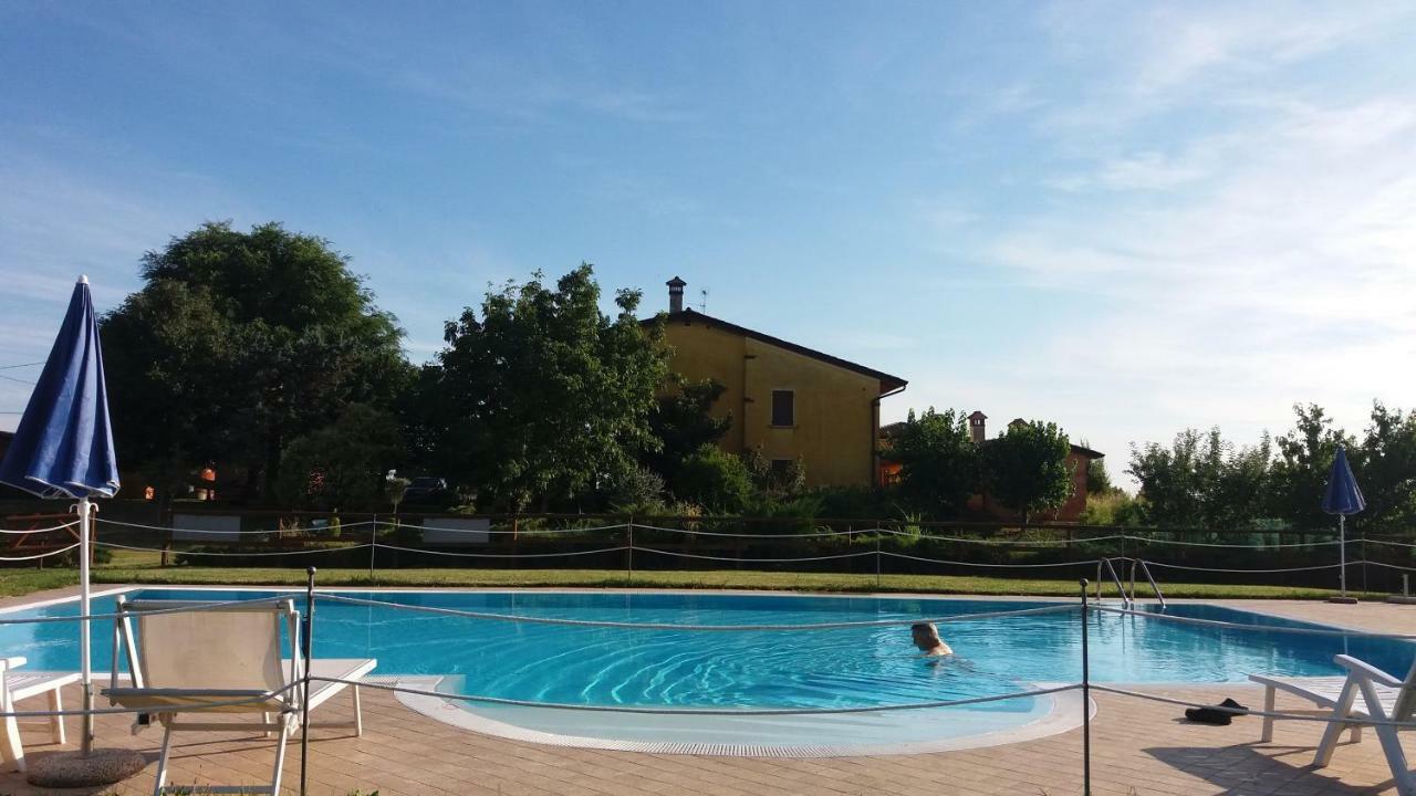 Agriturismo Trebis Волта Мантована Стая снимка